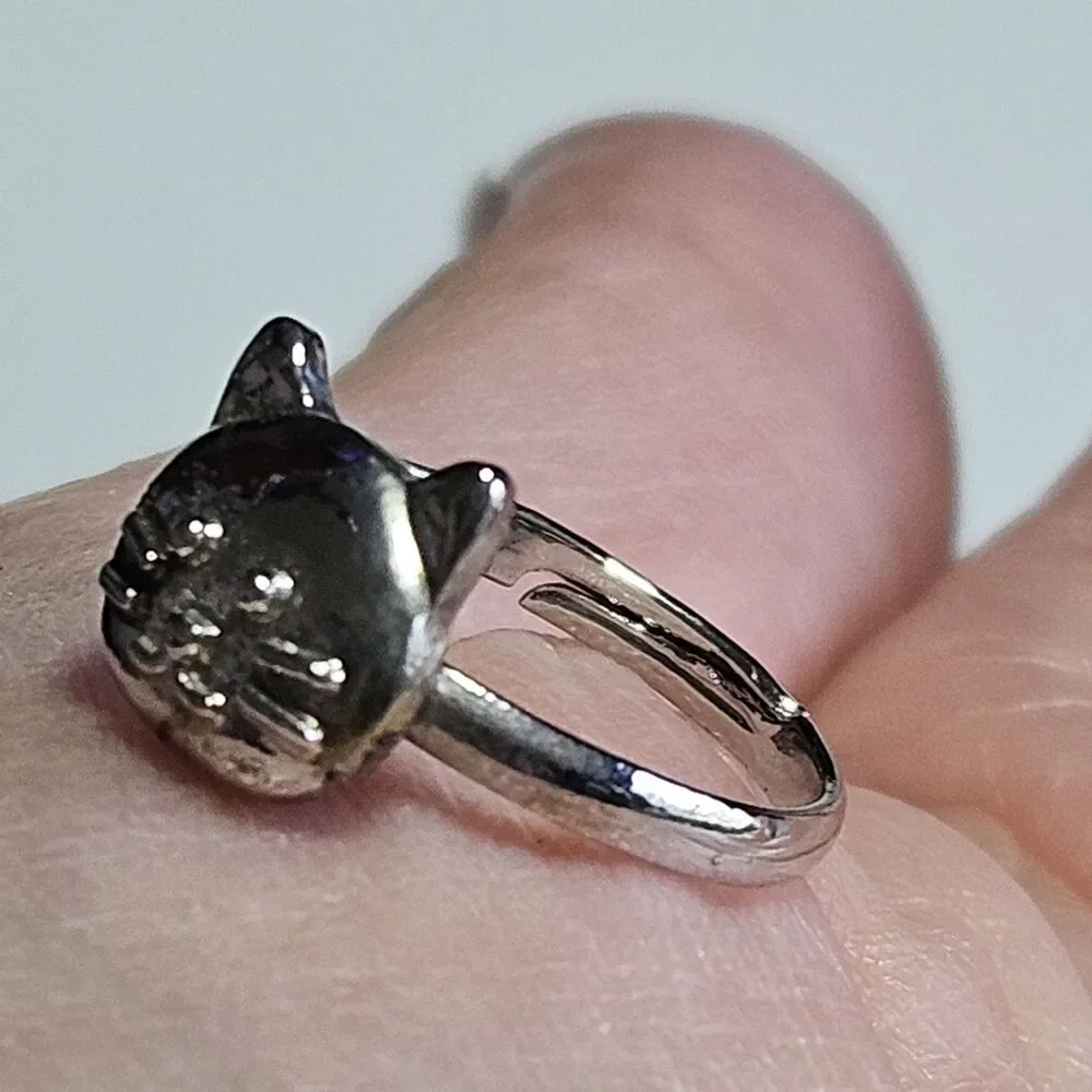 Silver Tone Kitty Cat Whisker Face Adjustable Ring Small